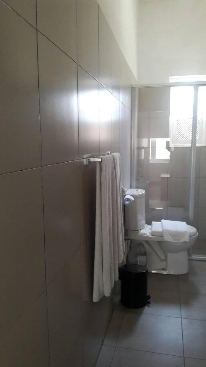 Sea View Hotel Коломбо Екстериор снимка