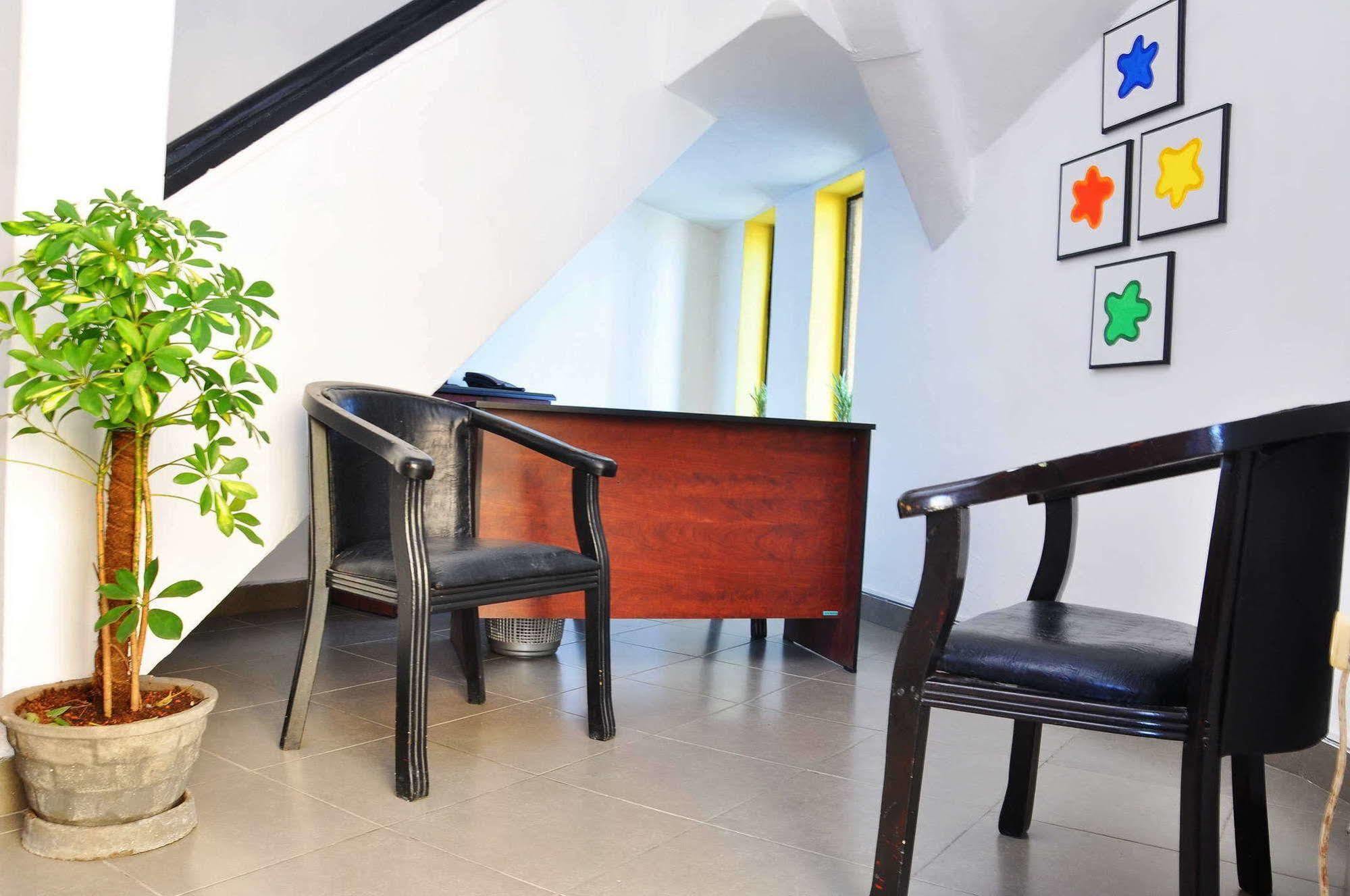 Sea View Hotel Коломбо Екстериор снимка