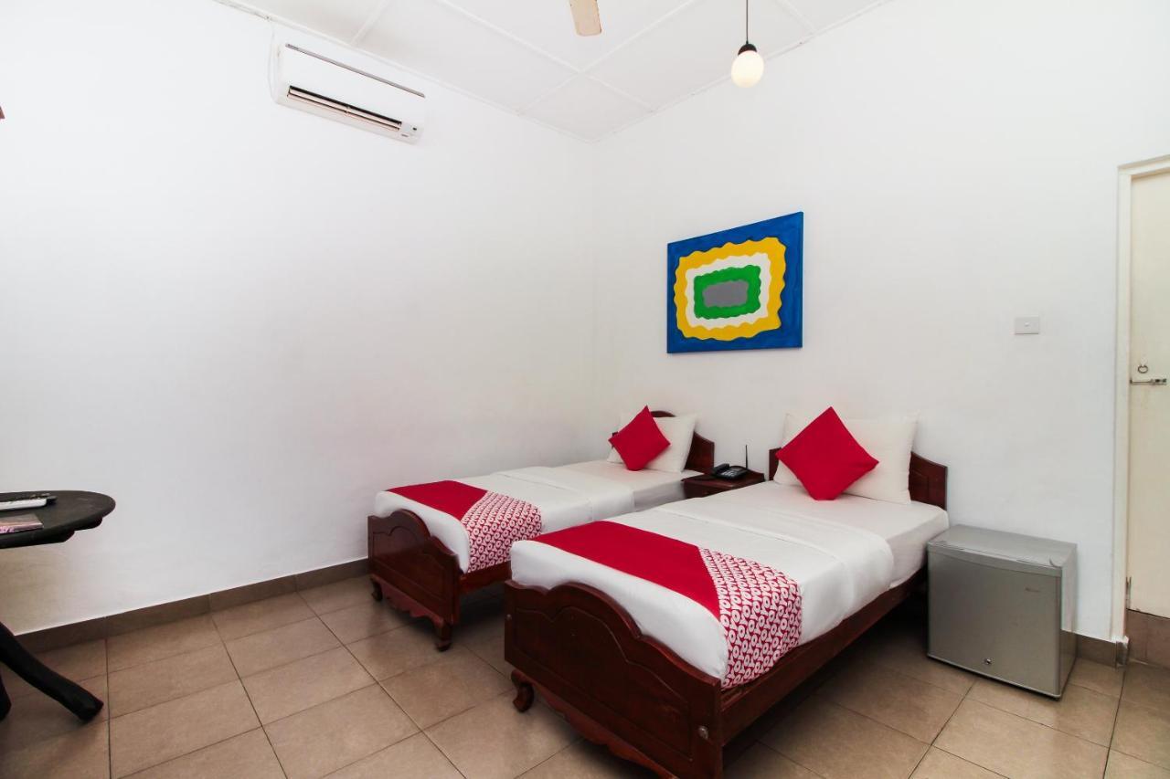 Sea View Hotel Коломбо Екстериор снимка