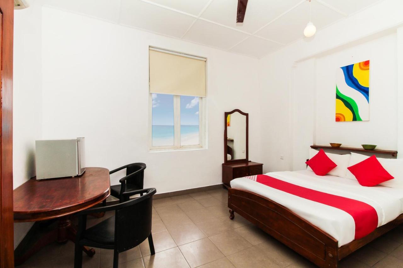 Sea View Hotel Коломбо Екстериор снимка